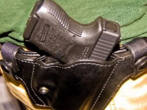 The basic pistol holder with belt